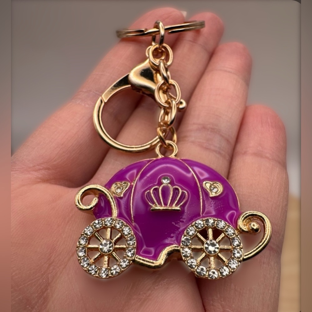 Cinderella Carriage Purple Magenta Rhinestone Purse Bag Charm Keychain Gold New